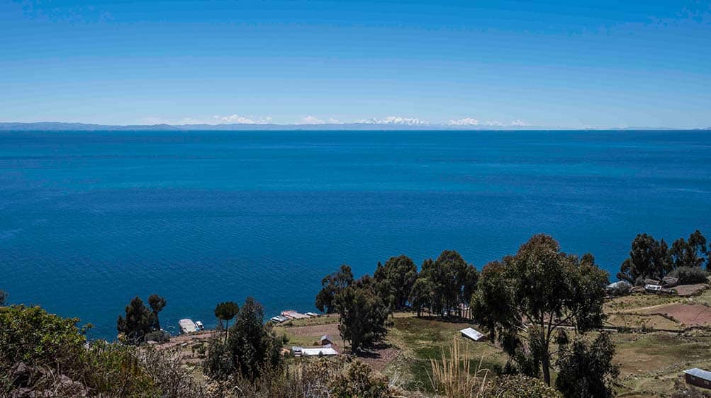 tourist attractions in Peru - Lake Titicaca